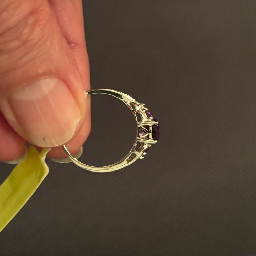 Amethyst oval ring size 8 - Picture 7 of 12